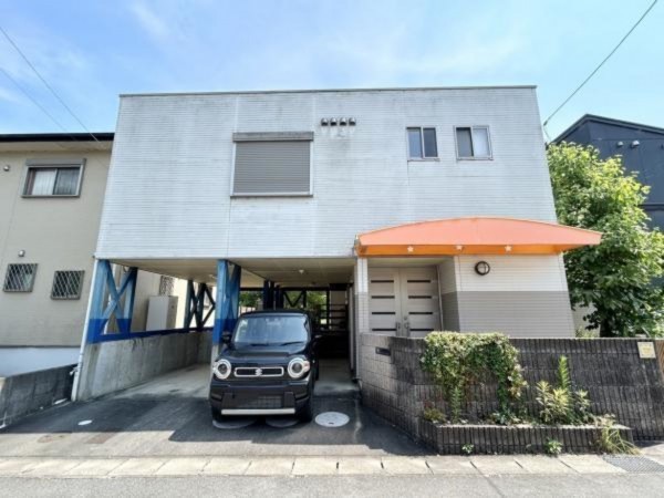 松阪市豊原町、中古一戸建ての外観画像です