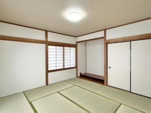松阪市下村町、中古一戸建ての内装画像です