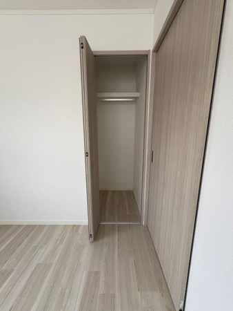 松阪市下村町、中古一戸建ての収納画像です