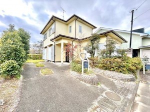 松阪市虹が丘町、中古一戸建ての外観画像です