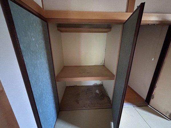 松阪市虹が丘町、中古一戸建ての収納画像です