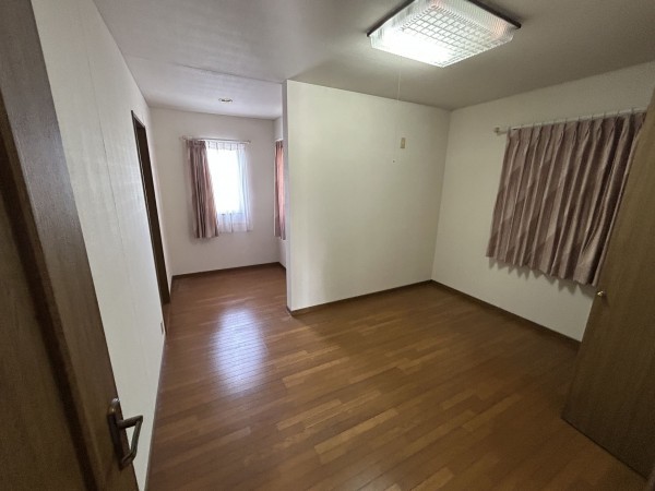 松阪市虹が丘町、中古一戸建ての内装画像です