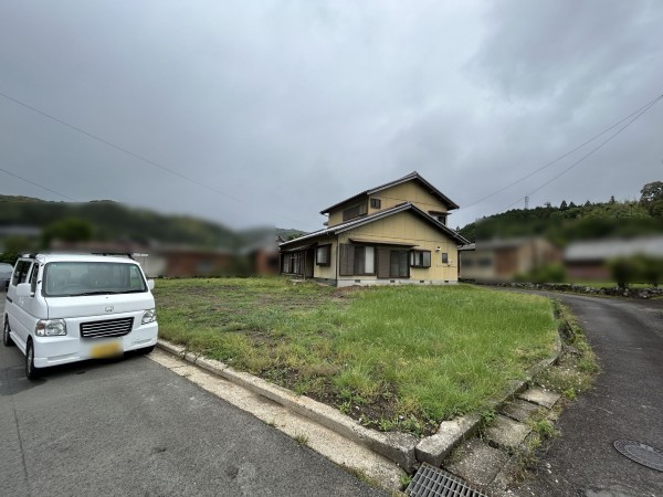 松阪市嬉野宮野町、中古一戸建ての外観画像です