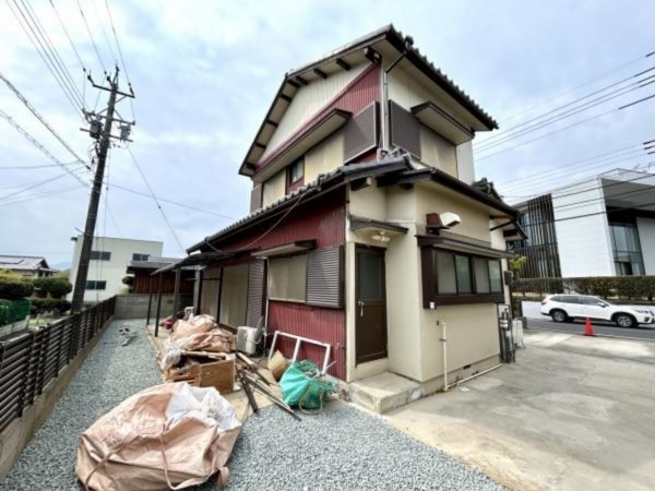 松阪市久保町、中古一戸建ての外観画像です