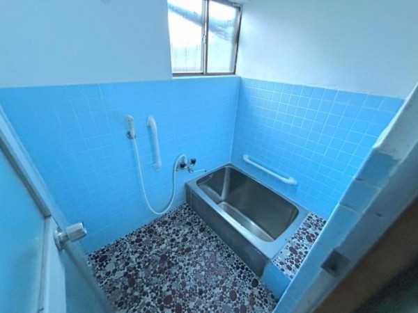 松阪市久保町、中古一戸建ての風呂画像です