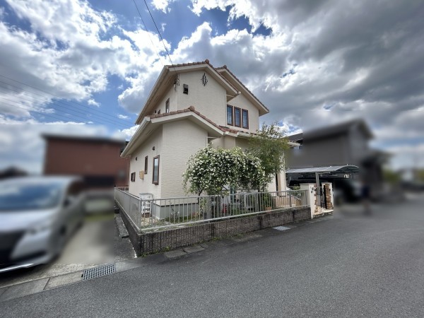 松阪市甚目町、中古一戸建ての画像です