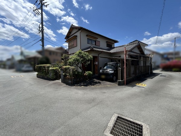 松阪市田原町、中古一戸建ての外観画像です