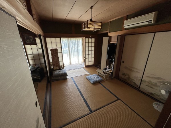 松阪市田原町、中古一戸建ての内装画像です