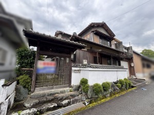 松阪市久保町、中古一戸建ての外観画像です