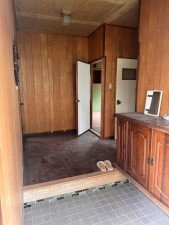 松阪市久保町、中古一戸建ての玄関画像です