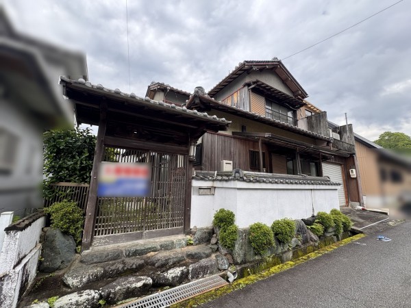 松阪市久保町、中古一戸建ての外観画像です