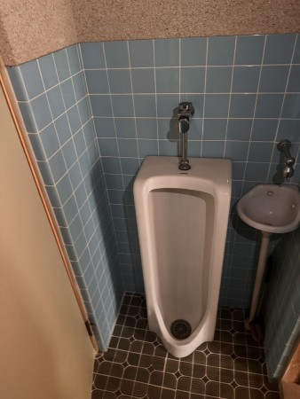 松阪市久保町、中古一戸建てのトイレ画像です