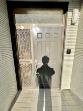 松阪市久保町、中古一戸建ての玄関画像です