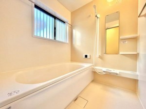 松阪市久保町、中古一戸建ての風呂画像です