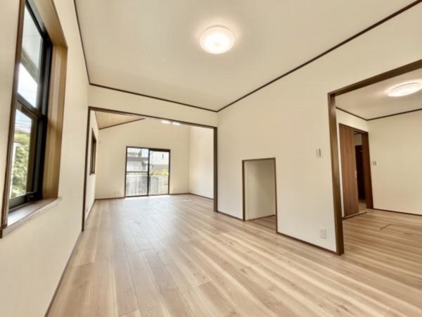 松阪市嬉野黒田町、中古一戸建ての内装画像です