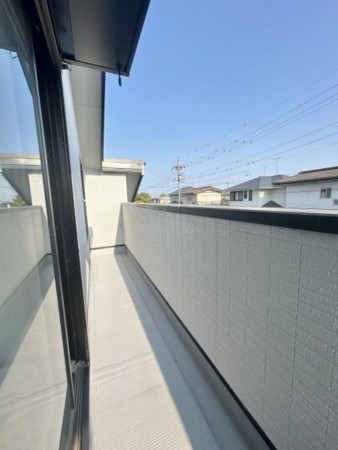 松阪市嬉野黒田町、中古一戸建てのバルコニー画像です