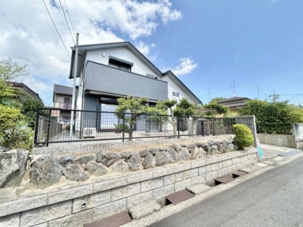 松阪市嬉野黒田町、中古一戸建ての外観画像です