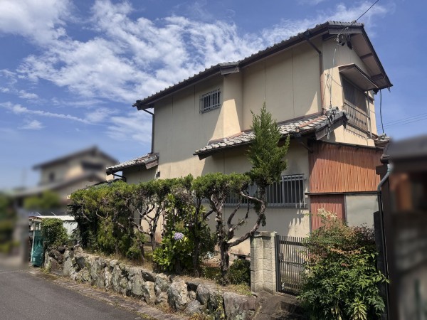 松阪市山室町、中古一戸建ての外観画像です