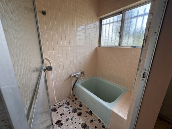 松阪市山室町、中古一戸建ての風呂画像です