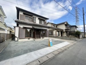松阪市石津町、中古一戸建ての外観画像です