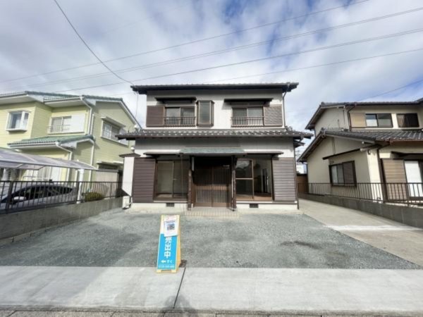 松阪市石津町、中古一戸建ての外観画像です