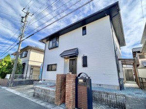 松阪市平成町、中古一戸建ての外観画像です