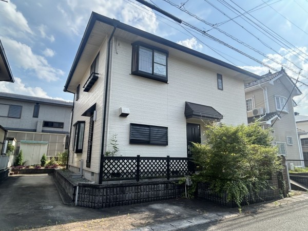 松阪市平成町、中古一戸建ての外観画像です