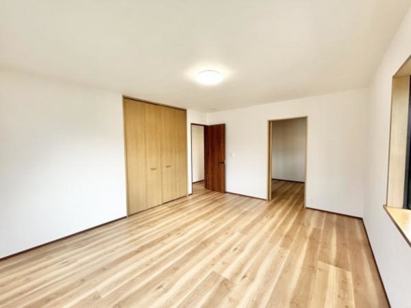 松阪市平成町、中古一戸建ての内装画像です