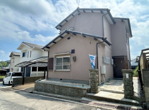 松阪市久保町、中古一戸建ての外観画像です