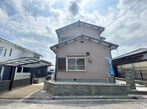 松阪市久保町、中古一戸建ての外観画像です