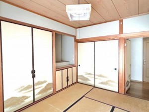 松阪市虹が丘町、中古一戸建ての内装画像です