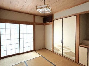 松阪市虹が丘町、中古一戸建ての内装画像です