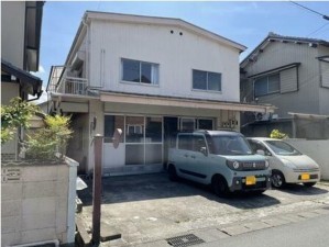 松阪市大黒田町、収益物件/住宅の外観画像です