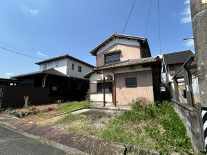 松阪市嬉野平生町、中古一戸建ての外観画像です