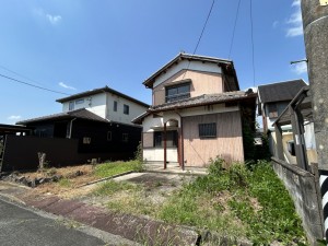 松阪市嬉野平生町、中古一戸建ての外観画像です
