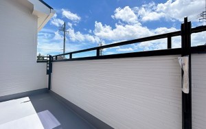 松阪市五反田町、新築一戸建てのバルコニー画像です