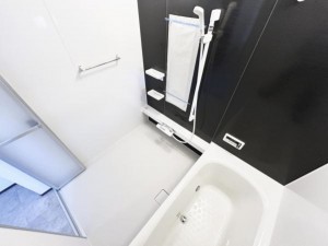 松阪市垣鼻町、中古一戸建ての風呂画像です