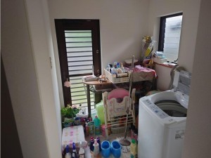 松阪市春日町、中古一戸建ての洗面画像です