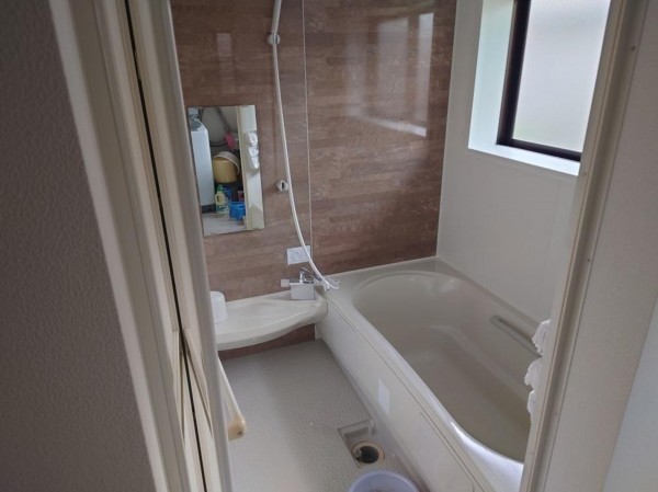松阪市春日町、中古一戸建ての風呂画像です