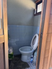松阪市西黒部町、中古一戸建てのトイレ画像です