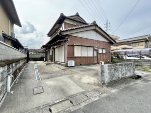 松阪市松ヶ島町、中古一戸建ての外観画像です