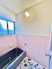 松阪市松ヶ島町、中古一戸建ての風呂画像です