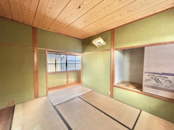 松阪市松ヶ島町、中古一戸建ての内装画像です