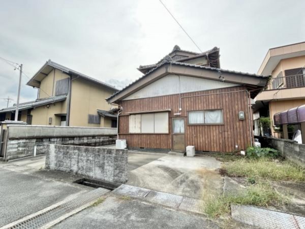 松阪市松ヶ島町、中古一戸建ての外観画像です