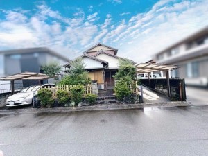 松阪市中林町、中古一戸建ての外観画像です