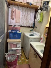 松阪市川井町、中古一戸建ての洗面画像です