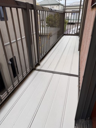 松阪市川井町、中古一戸建てのバルコニー画像です