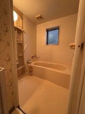 松阪市六呂木町、中古一戸建ての風呂画像です