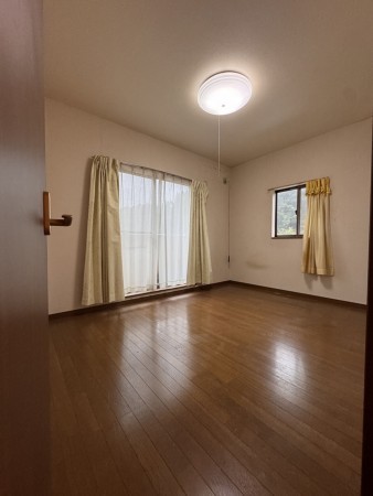 松阪市六呂木町、中古一戸建ての内装画像です