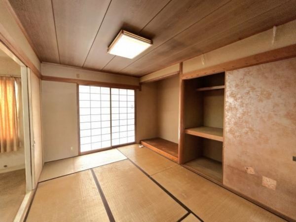 松阪市小黒田町、中古一戸建ての内装画像です